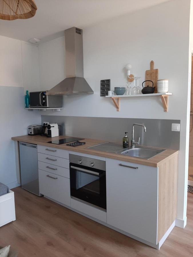 Les Madeleines Apartment Carolles Bagian luar foto